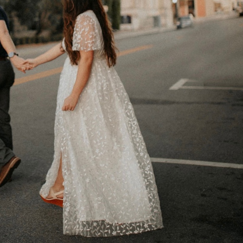 Baltic born white floral embossed maxi dress